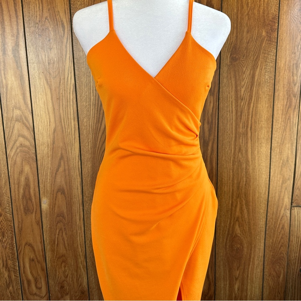 PrettyLittleThing Lauriell Bright Orange Wrap Front Crepe Midi Dress Size US 6